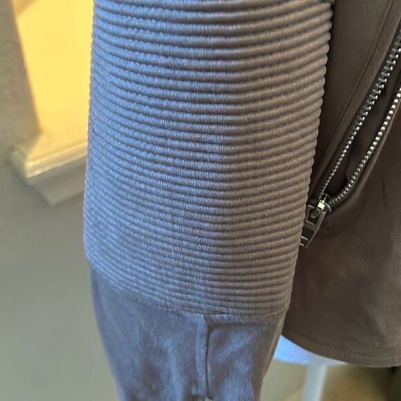 Blank NYC Womens Size Medium Motorcycle Biker Jacket Suede Tan Khaki NWT - Picture 7 of 10